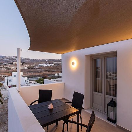 Santorini Villatzio Suites Mesaria Extérieur photo