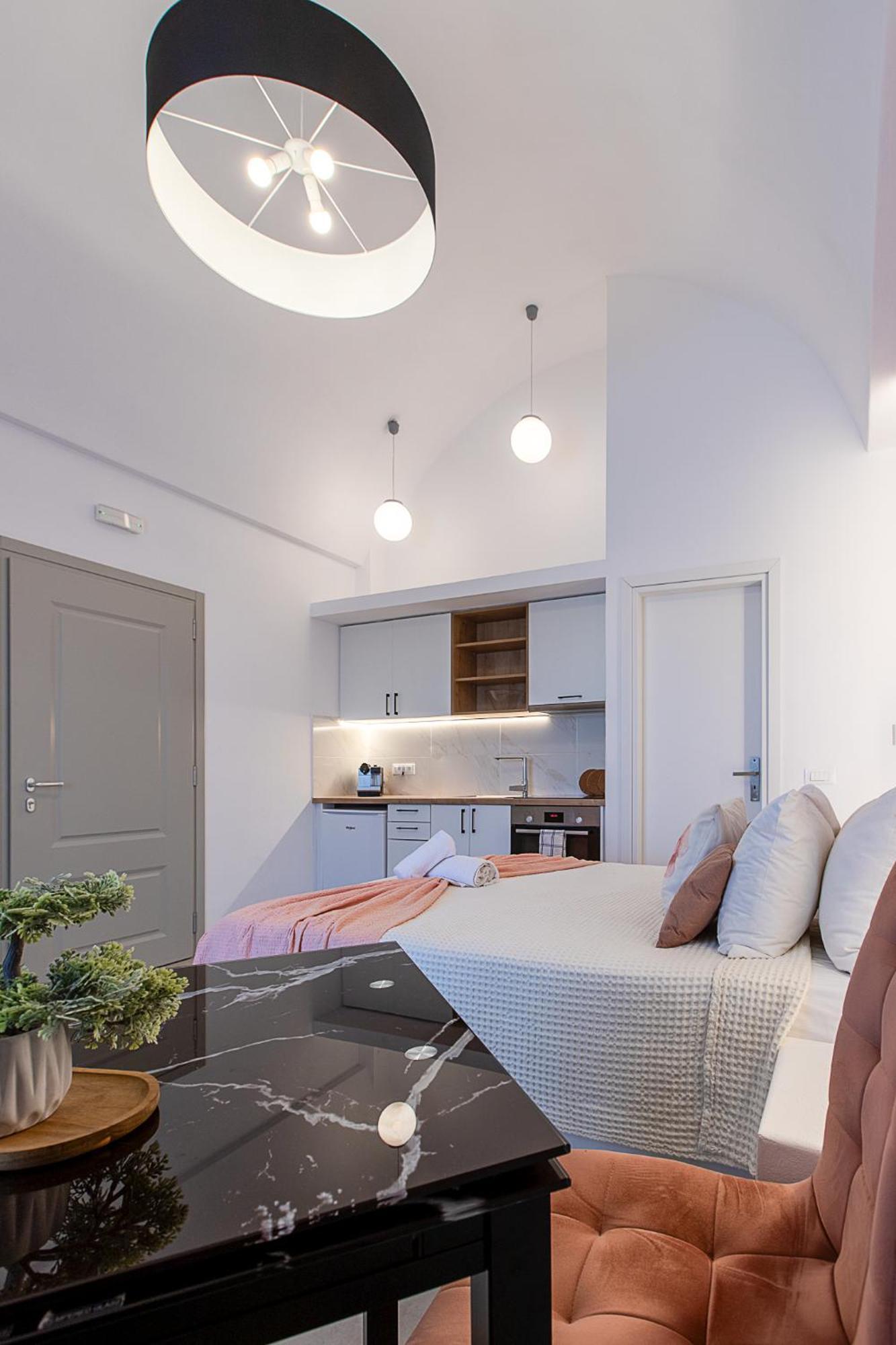 Santorini Villatzio Suites Mesaria Extérieur photo