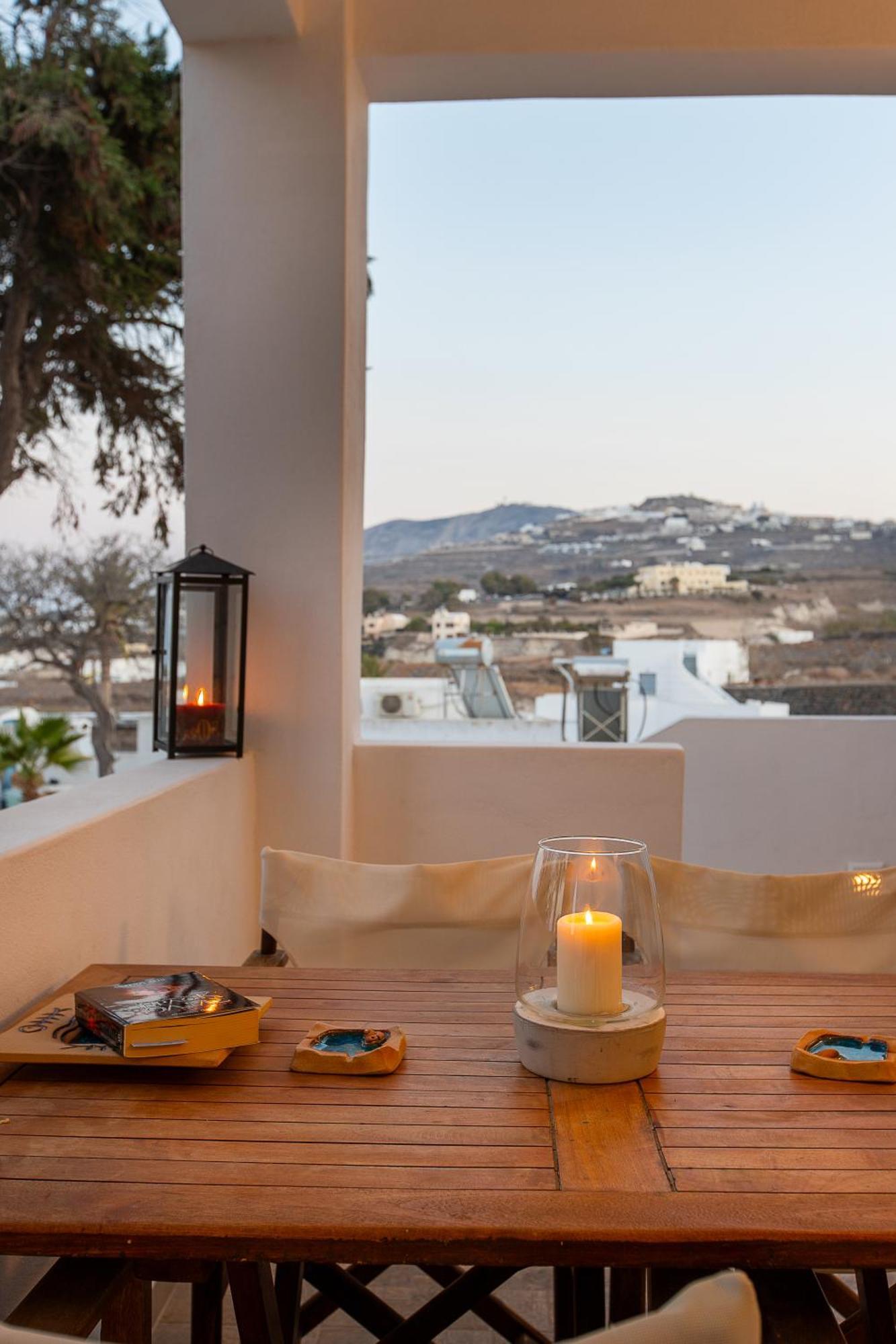 Santorini Villatzio Suites Mesaria Extérieur photo
